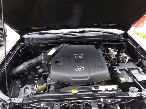 Toyota Fortuner .