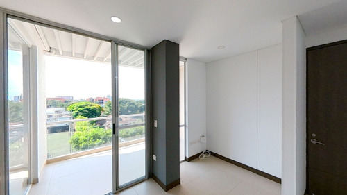 Apartamento Moderno En Condominio Campestre Altana, Barrio Pance. 131 M2, Piso 5, Ascensor, 2 Habitacioenes