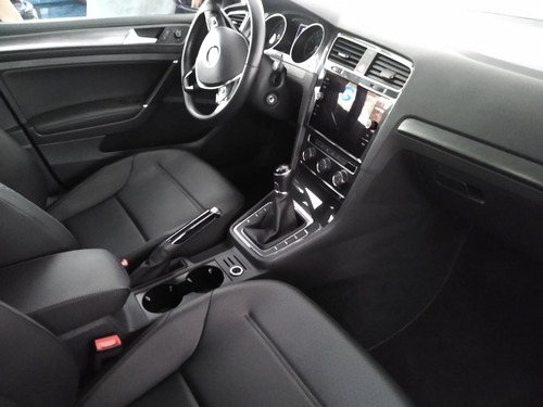 Imagen 9 de 15 de Volkswagen Golf Comfortline Std 2019