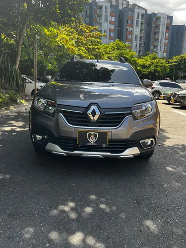 Renault Stepway 1.6 Intense Automática