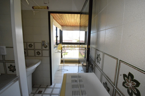 Apartamento En Brava, 2 Dormitorios Complejo Parquemar Center- Ref: 3803