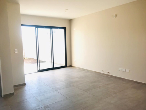 Imagen 3 de 11 de Duplex En Venta 3 Dor Tejas Del Sur 2