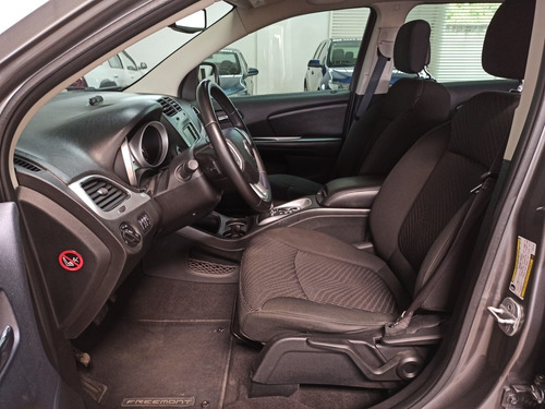 Imagem 7 de 15 de Fiat Freemont 2012 2.4 Emotion 5p