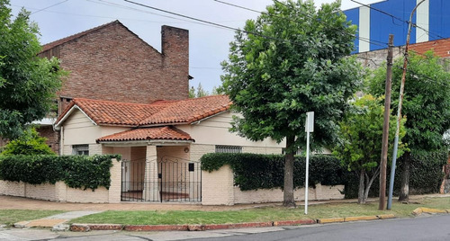 Imagen 1 de 19 de Casa - Castelar Norte