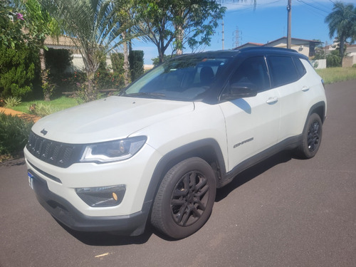 Jeep Compass 2.0 Sport Flex Aut. 5p