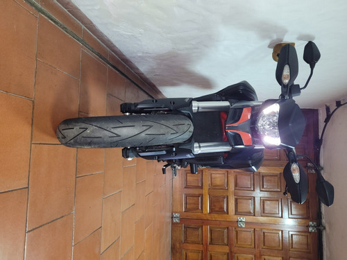 Imagen 4 de 5 de Ducati Hipermotard 821 2015
