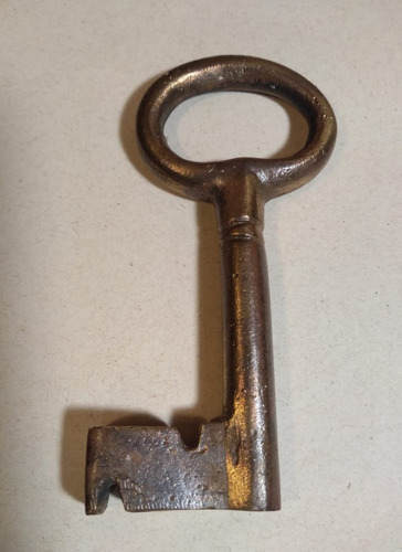 Imagem 3 de 8 de Antiga Chave Em Bronze - C 9083