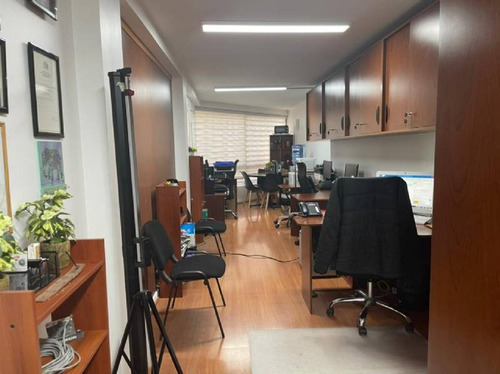 Imagen 7 de 12 de Oficina En Venta, Excelente Ubicación