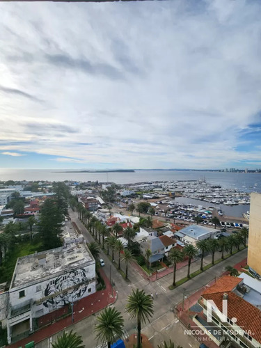 Apartamento En Venta De 3 Dormitorios En Península , Punta Del Este 