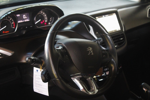 Imagen 6 de 20 de Peugeot 2008 2017 1.6 Feline