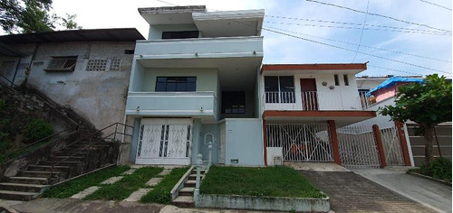 Venta En Martínez De La Torre, Veracruz.