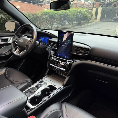Ford Explorer St