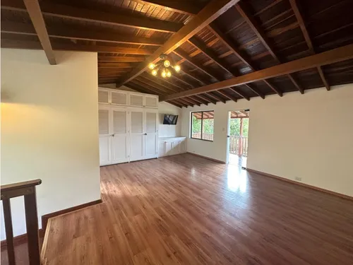 Casa En Arriendo En Rionegro Vía Santa Elena