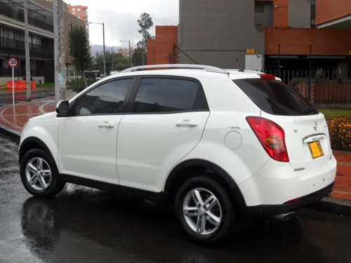Ssangyong Korando C 2.0 4x4 Diésel Mec. Full E.