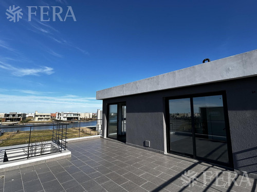 Venta Casa 4 Ambientes Con Cochera Y Piscina En Hudson