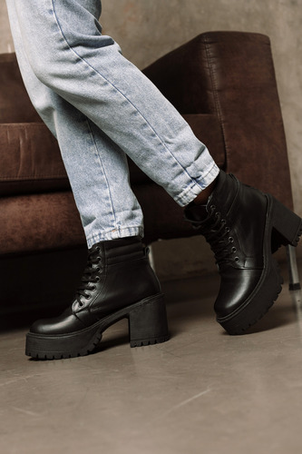 Borcegos Mujer Cuero Taco Alto Plataforma Botas Moda Romi