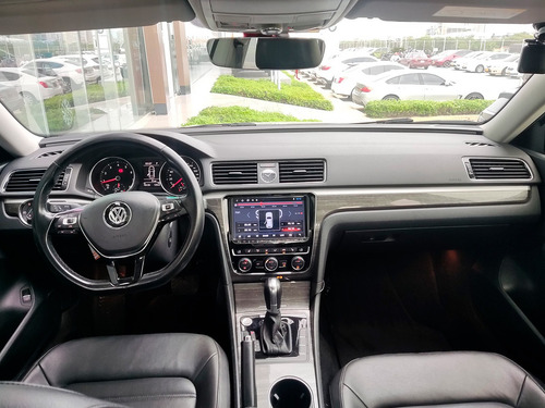 Volkswagen Passat 2.5 Highline