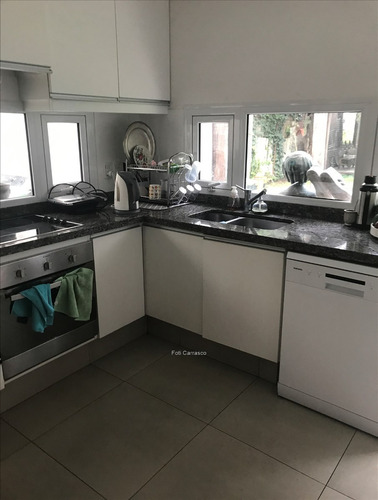 Imagen 7 de 15 de Casa En Venta 3 Dormitorios Barrio Cerrado.