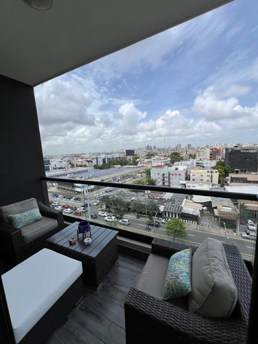 Apartamento De 3 Habitaciones Mas Estudio En Venta En El Millon
