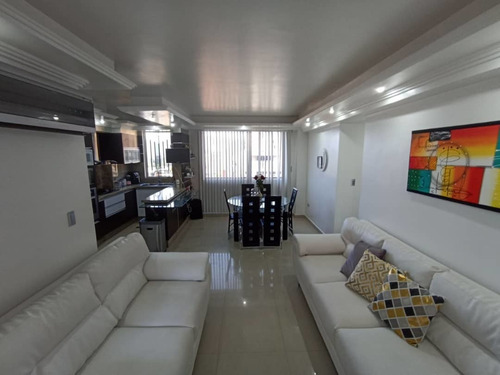 Imagen 2 de 17 de Armando Ortunio Apartamento Amoblado Res Plaza Asturias, Trigaleña Alta