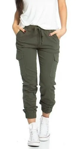 Pantalon cargo online verde militar mujer