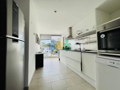Venta De Moderno Apartamento De 3 Dormitorios Frente Al Mar En La Barra - Ref : Eqp6039