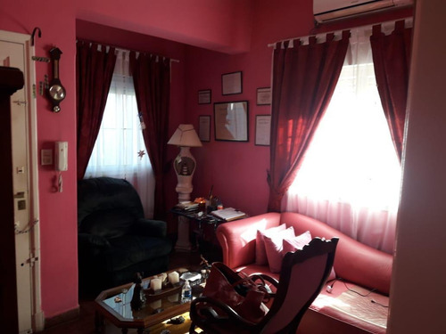 Casa Venta 2 Dormitorios 2 Baños Jardin Pileta Cochera 120 Mts 2 - Terreno 10 X 40 Mts - 400 Mts 2 - Quilmes Oeste