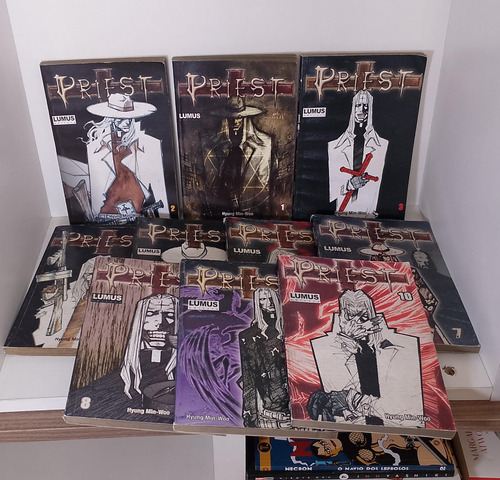 Manga Priest ( Em Portugues ) Volume 1, 2, 3, 4, 5, 6, 7, 8, 9, 10 Hyung Min Woo