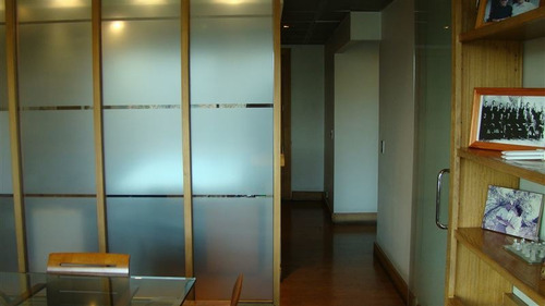 Imagen 11 de 15 de Oficina En Venta En Vitacura Sector Muy Exclusivo