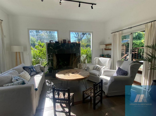 Imagen 3 de 26 de Venta Casa Bella Vista, Lote 628 Mts²