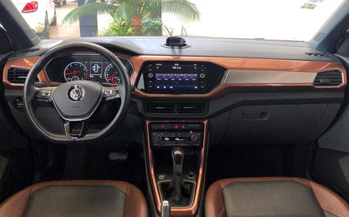 Imagem 10 de 15 de Volkswagen T-cross 200 Tsi Comfortline Aut 2020
