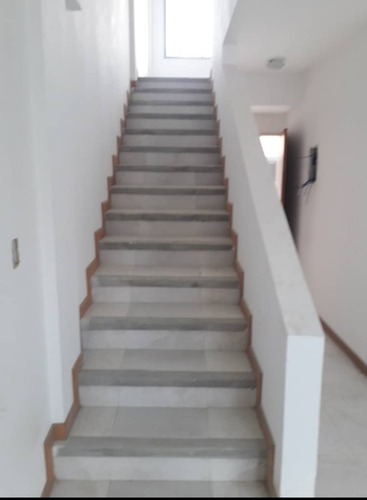 Imagen 5 de 11 de Town House En Res. Santa Cruz, Foth-167
