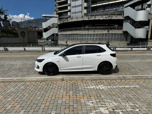 Chevrolet Onix 1.0T Rs Mt