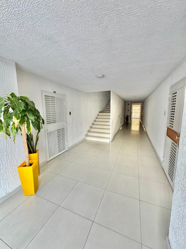 Apartamento En Venta En Residencias Alcaravan