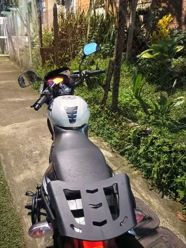 Bajaj Pulsar 180gt