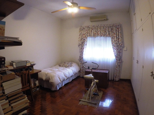 Imagen 7 de 14 de Casa Multifamiliar C/parque. Venta