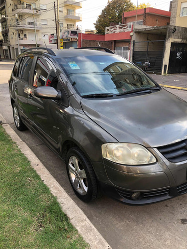 Volkswagen Suran 1.6 I Highline 90e Cuero