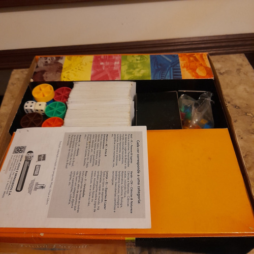 Jogo Trivial Pursuit Master Grow Perguntas E Respostas (Usado)