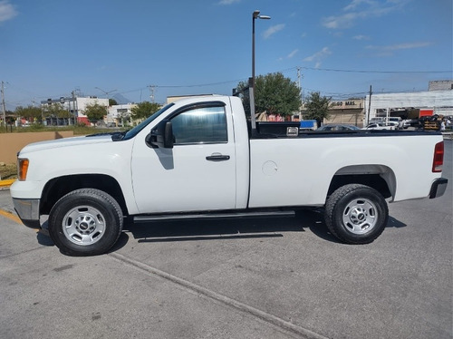 Imagen 13 de 13 de Gmc Sierra Sle Hd2500 4x2