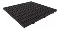 Comprar Set De 2 Estibas Plásticas Sobre Piso 60cm X 60cm X 2.5cm