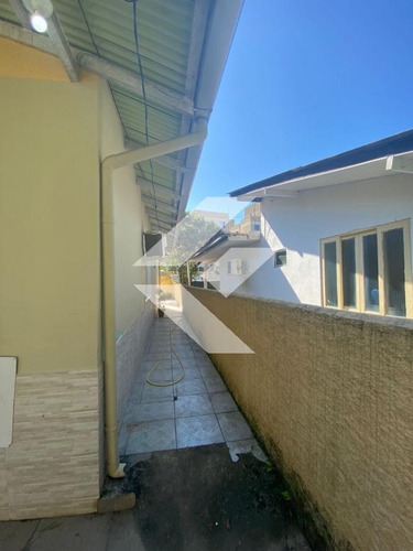 Imagem 9 de 12 de Casa Com 2 Dormitórios Bairro Fazenda Em Itajai - 287498