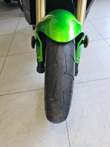 Imagem 8 de 13 de Street Triple 675