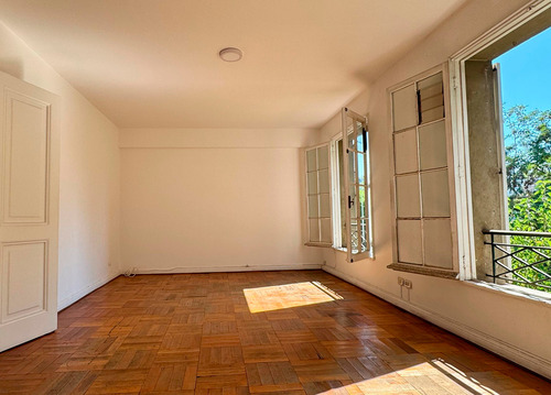 Génova | 3 Dormitorios + Estar Y Servicio | 171 M2 Totales