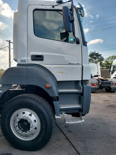 Mercedes-benz 4144 6x4