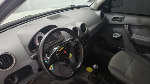 Volkswagen Gol 1.4 Power Ps+ac 83cv 2011