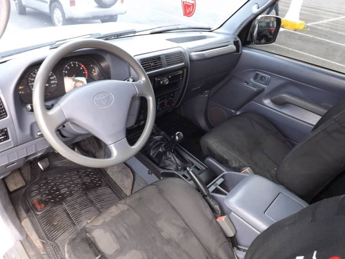 Imagen 6 de 9 de Toyota Meru