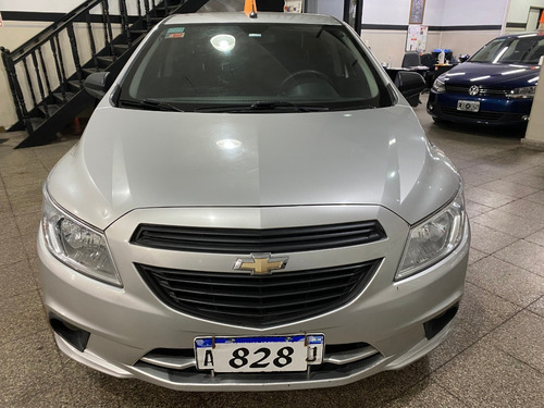 Imagen 2 de 11 de Chevrolet Prisma 1.4 Full 2018