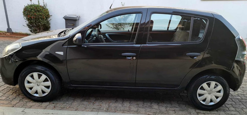 Imagem 8 de 15 de Renault Sandero 2014 1.0 16v Expression Hi-flex 5p