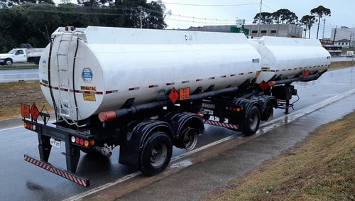 Imagem 8 de 15 de Carreta Bitrem Tanque 44.000 Lts 2008