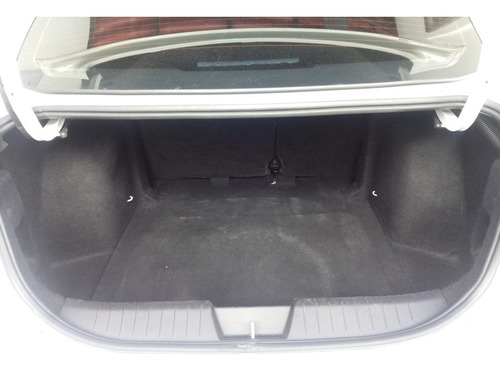 Imagem 9 de 15 de Fiat Cronos 2019 1.3 Drive Flex 4p